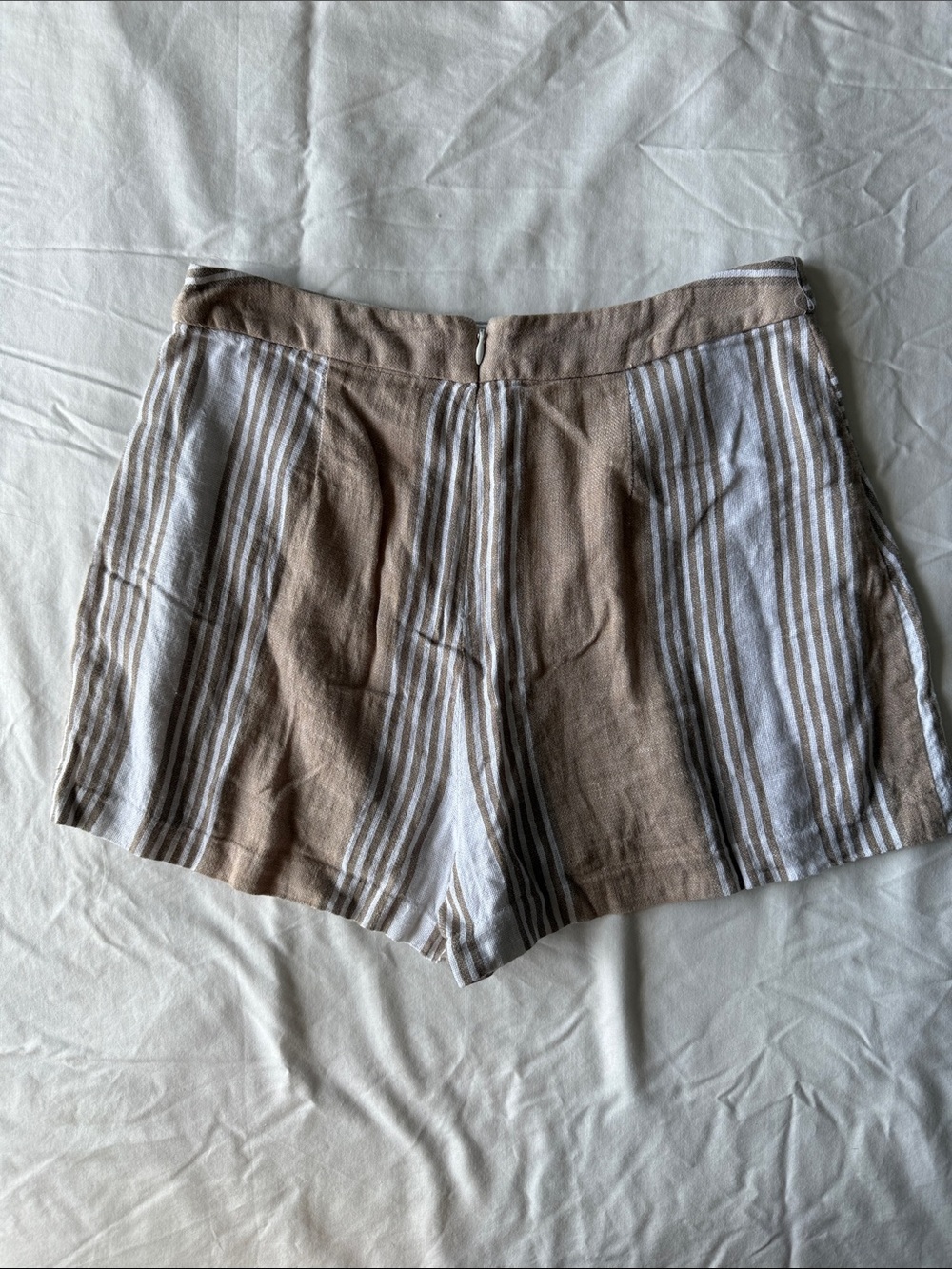 Striped Linen-Blend Crop Top & Shorts Set in Beige and White - Picture 7 of 9
